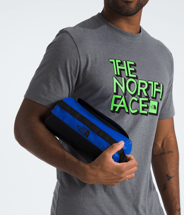 Base-Camp-Travel-CanisterS-TNF-MODELBACK.png
