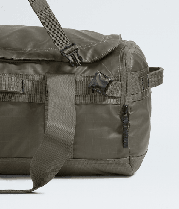 Base-Camp-Voyager-Duffel42L-TNF-ALT3.png