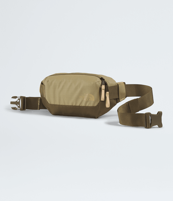 Base-Camp-Voyager-Lumbar-TNF-HERO.png