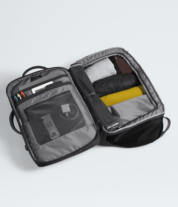 Base-Camp-Voyager-Pro-Travel-Pack-TNF-INT.png
