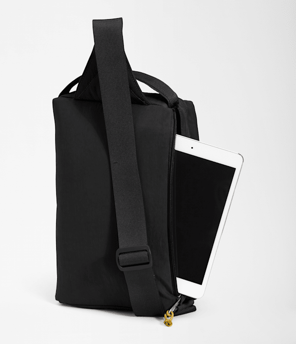 Berkeley-Field-Bag-TNF-DETAIL2.png
