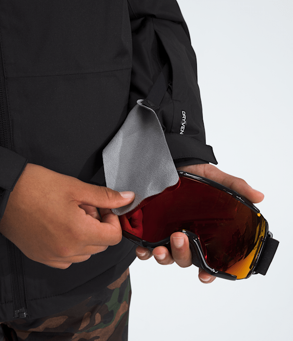 Boys-Freedom-Insulated-Jacket-TNF-ALT1.png