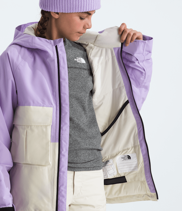 Boys-Girls-Dragline-Jacket-TNF-MODELINT.png