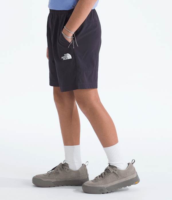 Boys-Girls-LIGHTRANGE-Shorts-TNF-MODEL34.png
