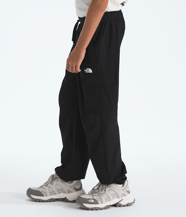 Boys-Girls-Zawn-Cargo-Pants-TNF-MODEL34.png