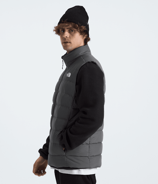 Mens-Aconcagua-3-Vest-TNF-MODEL34.png