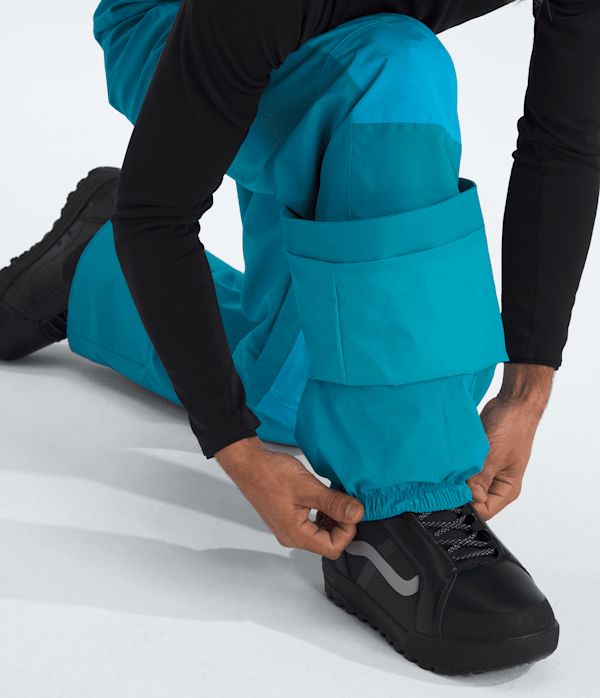 Mens-GORETEX-Dawnstrike-Pants-TNF-MODELALT1.png