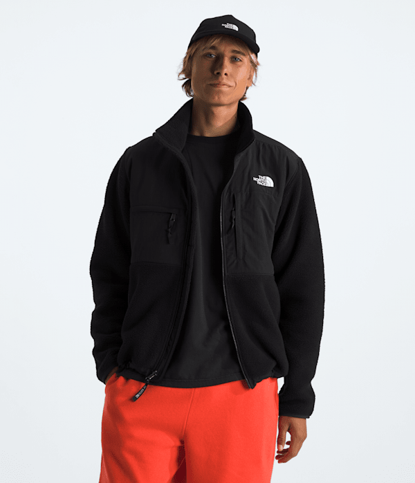 Mens-Retro-Denali-Jacket-TNF-HERO.png