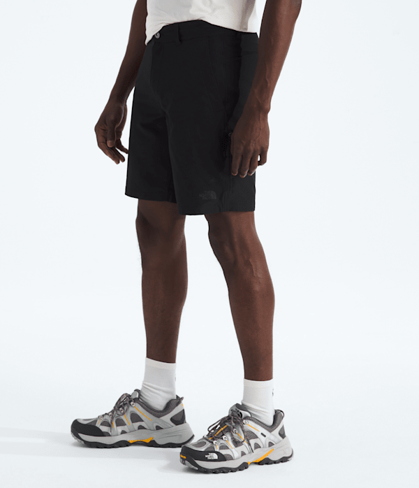 Mens-Rolling-Sun-Packable-Shorts-TNF-MODEL34.png