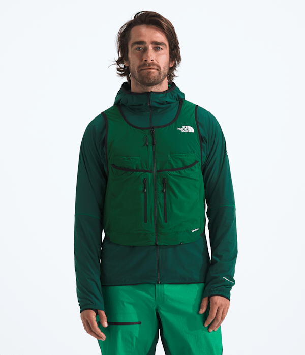 Mens-Summit-Series-AMK-Vest-TNF-HERO.png