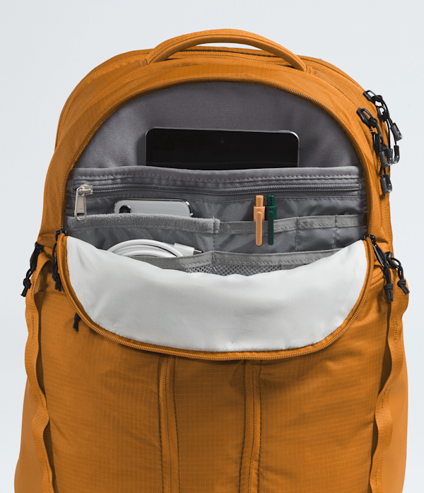 Surge-Backpack-TNF-DETAIL1.png