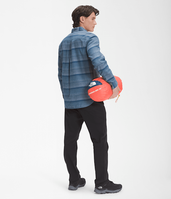Wawona-Bed-35-Sleeping-Bag-TNF-MODELBACK.png