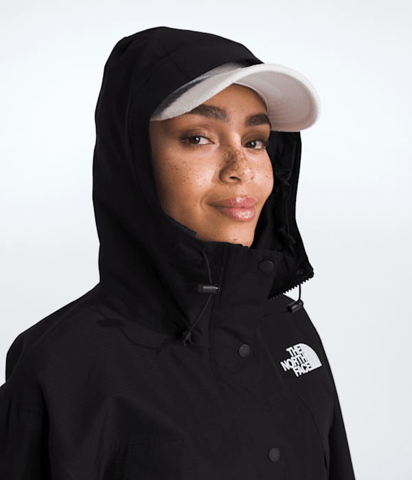 Womens-DRYVENT-Mono-Mountain-Jacket-TNF-MODELHOOD2.png