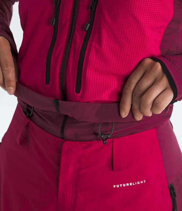Womens-Summit-Series-AMK-Vest-TNF-ALT2.png