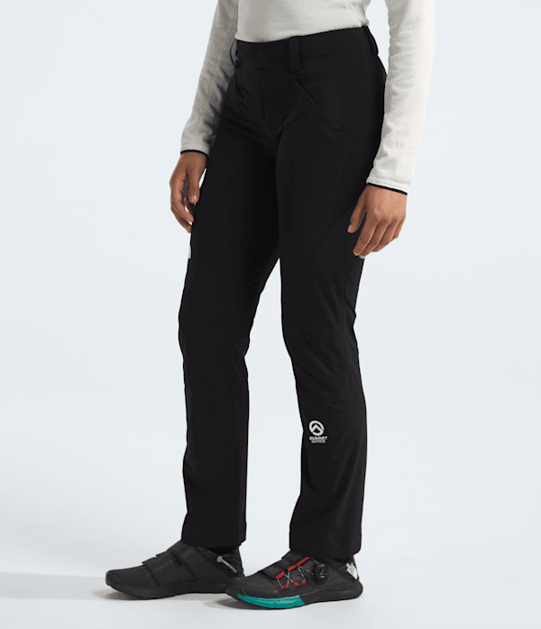 Womens-Summit-Series-Off-Width-Pants-TNF-MODEL34.png