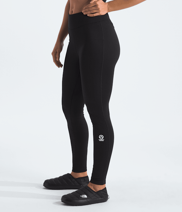 Womens-Summit-Series-Pro-120-Tights-TNF-MODEL34.png