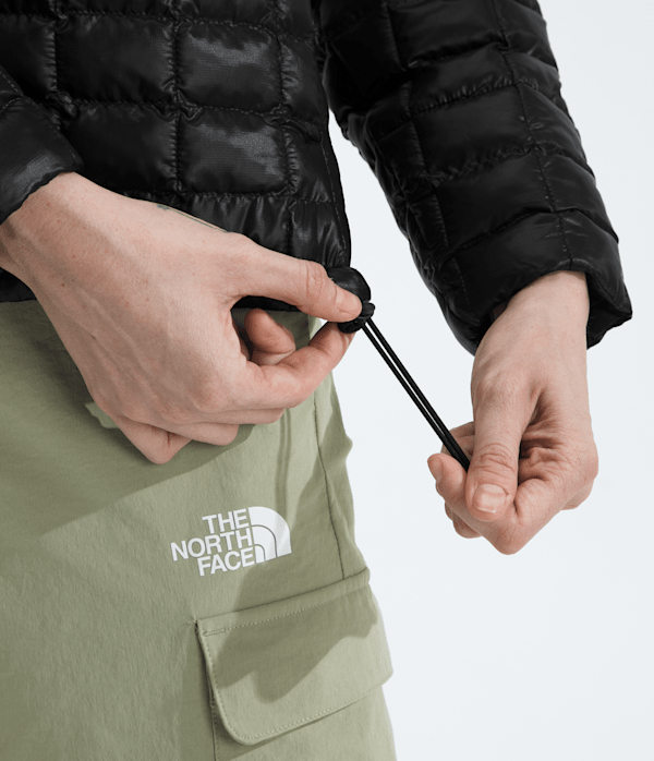 Womens-THERMOBALL-Jacket-TNF-MODELALT6.png