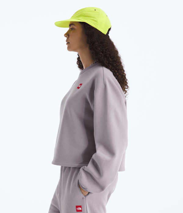 Womens-TNF-Red-Box-Crew-TNF-MODEL34.png