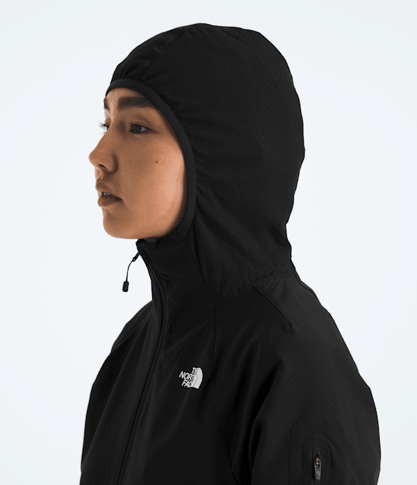 Womens-Tek-Approach-FUTUREFLEECE-Hooded-Jacket-TNF-MODELHOOD2.png