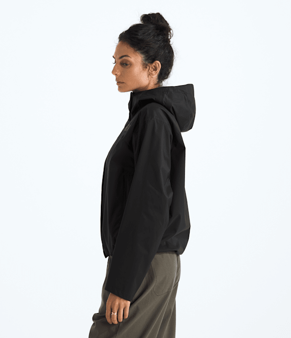 Womens-Voyage-Rain-3L-Hooded-Jacket-TNF-MODEL34.png